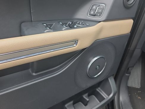 Used 2024 Ford Expedition Max Limited RWD image 8