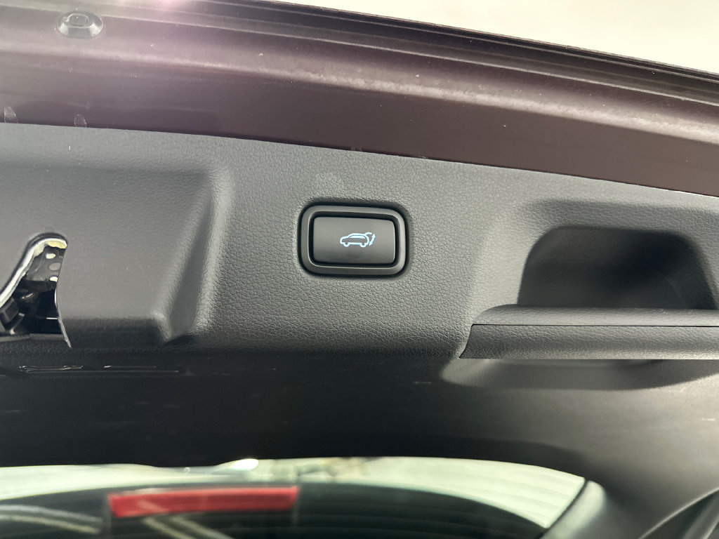 Used 2025 Hyundai Palisade SEL FWD image 21