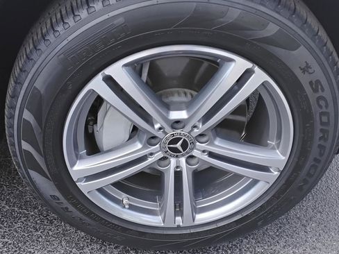 Used 2022 Mercedes-Benz GLC 300 image 14