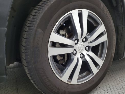 Used 2018 Honda Pilot EX image 31