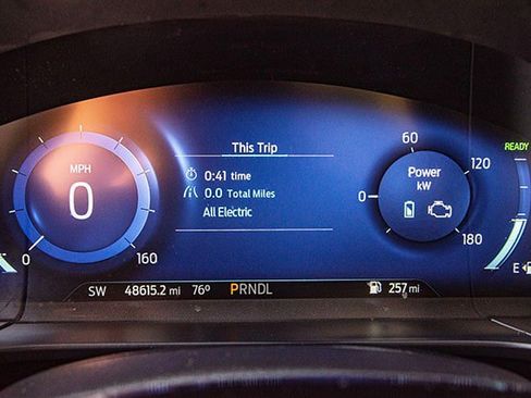 Used 2022 Ford Escape Titanium w/ Titanium Elite Package image 15