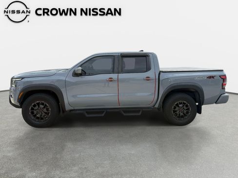 Used 2022 Nissan Frontier PRO-4X w/ Pro-4X Premium Package AWD/4WD image 3
