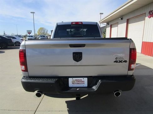 Used 2019 RAM 1500 Classic Warlock image 8