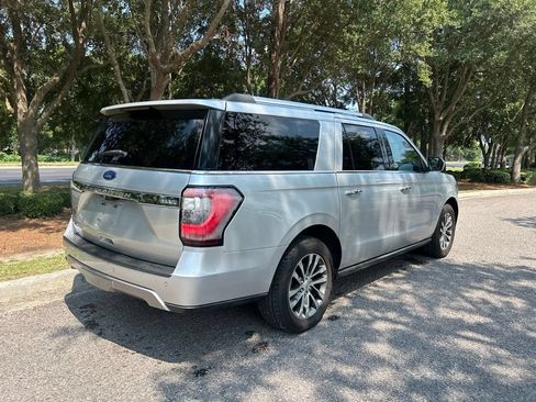 Used 2018 Ford Expedition Max Limited w/ Equipment Group 301A RWD image 6