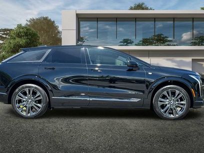 New 2026 Cadillac Optiq Sport 2 w/ LPO, Floor Liner Package