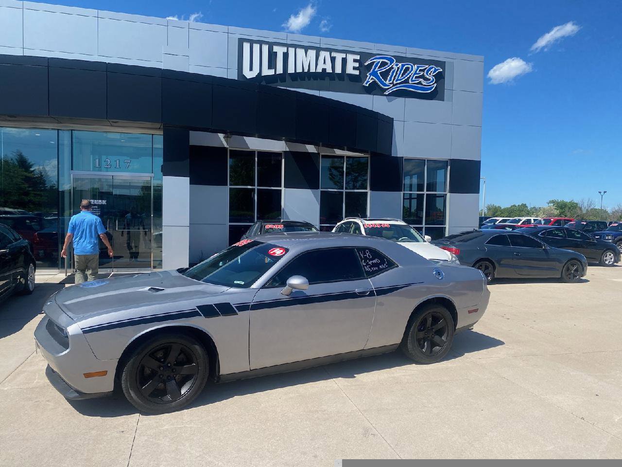 Used 2014 Dodge Challenger R/T Plus RWD image 1