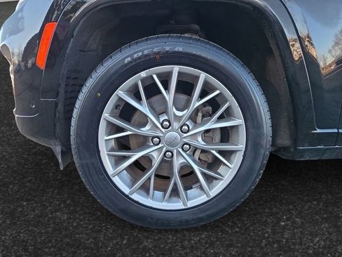 Used 2022 Jeep Grand Cherokee Summit w/ Adv Protech Group IV image 4