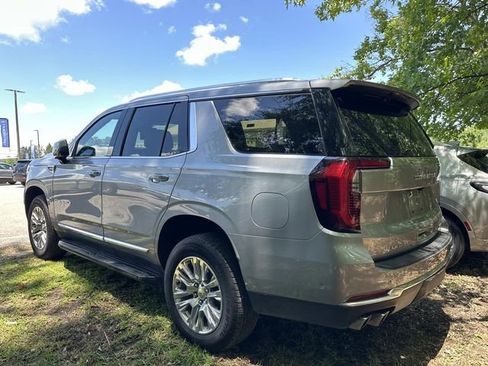 Used 2025 GMC Yukon Denali AWD/4WD image 8