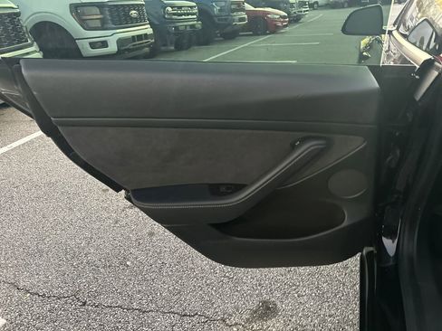 Used 2022 Tesla Model 3 Performance image 22