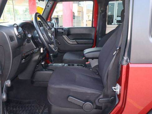 Used 2013 Jeep Wrangler Sport AWD/4WD image 8