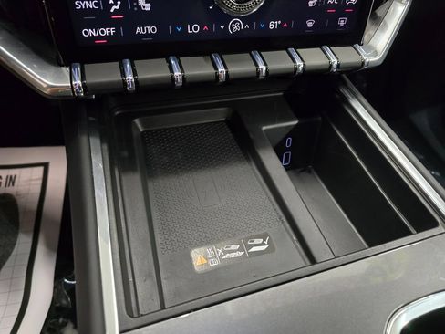 Used 2026 GMC Acadia Elevation FWD image 29