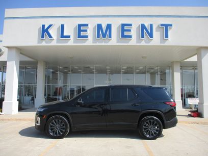 Used 2023 Chevrolet Traverse RS