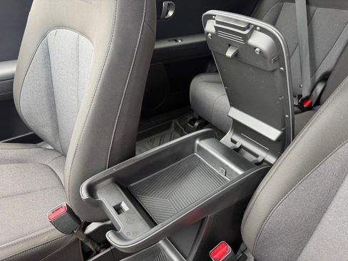 Used 2024 Hyundai Ioniq 5 SE image 29