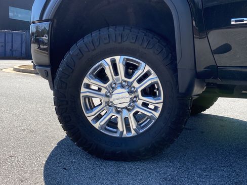 Used 2022 GMC Sierra 2500 Denali w/ Denali Ultimate Package image 17