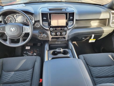 New 2026 RAM 1500 Express AWD/4WD image 20