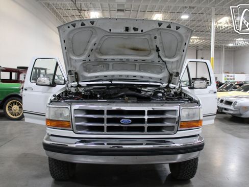Used 1992 Ford Bronco XLT image 34