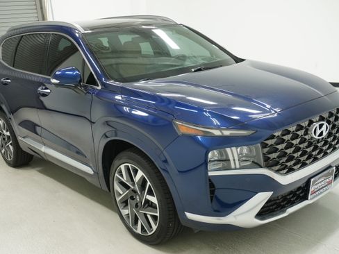 Used 2022 Hyundai Santa Fe Calligraphy FWD image 3