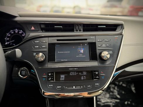 Used 2015 Toyota Avalon XLE FWD image 13