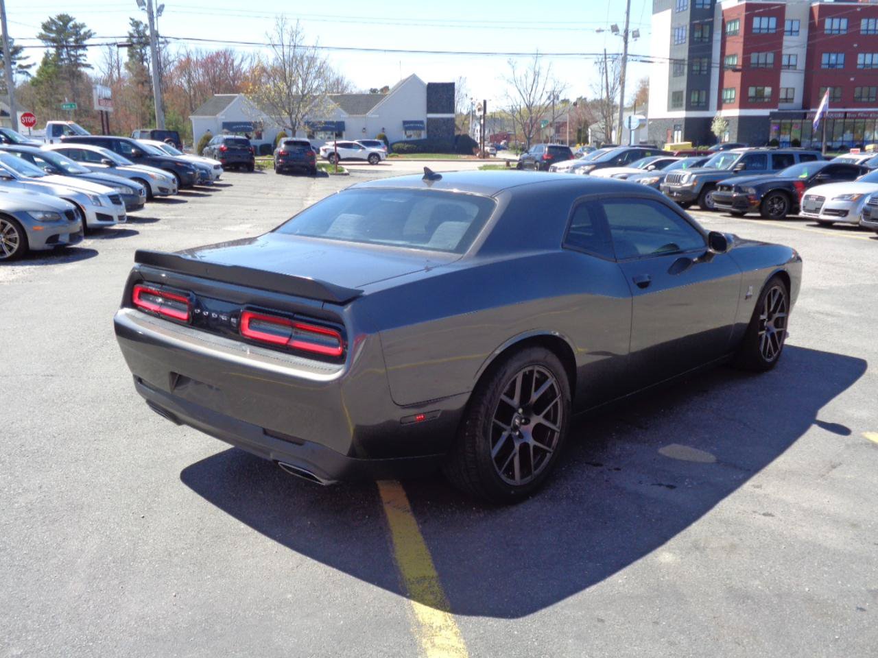 Used 2016 Dodge Challenger R/T Scat Pack RWD image 16