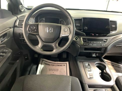 Used 2021 Honda Passport Sport image 4