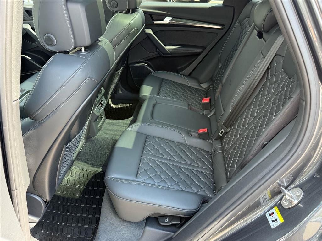 Certified 2023 Audi SQ5 Prestige w/ Prestige Package AWD/4WD image 12