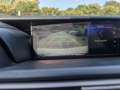 Used 2018 Lexus IS 300 w/ Comfort Package RWD image 28