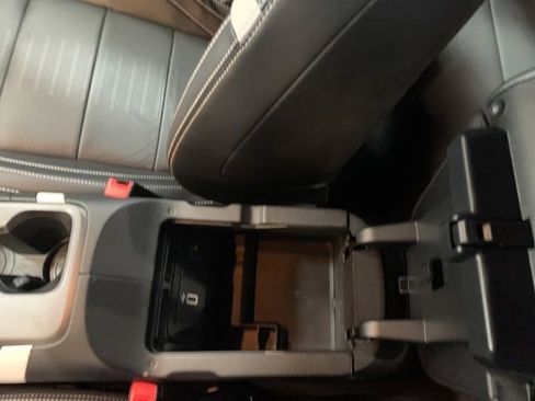 Used 2021 Ford Mustang Shelby GT500 w/ Technology Package RWD image 26