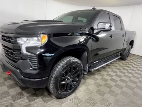 Used 2023 Chevrolet Silverado 1500 LT Trail Boss w/ LT Trail Boss Premium Package AWD/4WD image 10