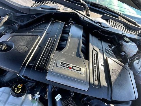 Used 2020 Ford Mustang GT image 33