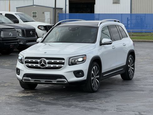Used 2020 Mercedes-Benz GLB 250 4MATIC image 5