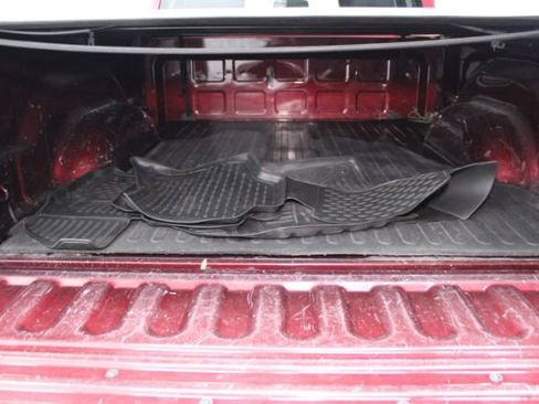 Used 2018 RAM 1500 Express image 24