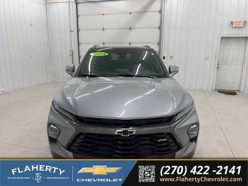 Used 2024 Chevrolet Blazer RS w/ Enhanced Convenience Package FWD image 7