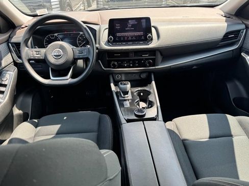 Used 2023 Nissan Rogue S AWD/4WD image 11