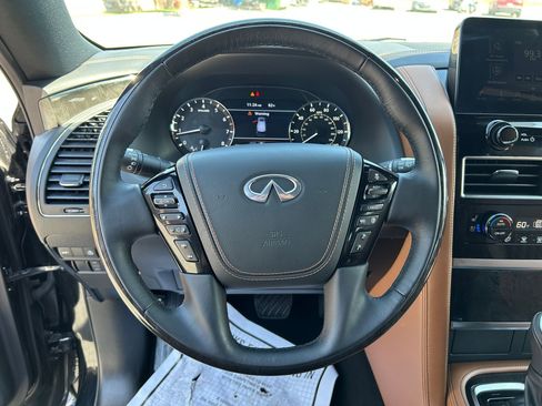 Used 2024 INFINITI QX80 Sensory w/ All-Season Package AWD/4WD image 13
