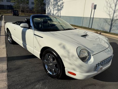 Used 2003 Ford Thunderbird image 15
