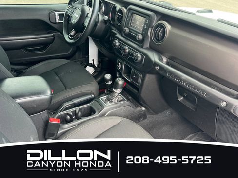 Used 2018 Jeep Wrangler Unlimited Sport AWD/4WD image 18