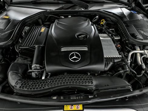 Used 2016 Mercedes-Benz C 300 4MATIC Sedan image 14