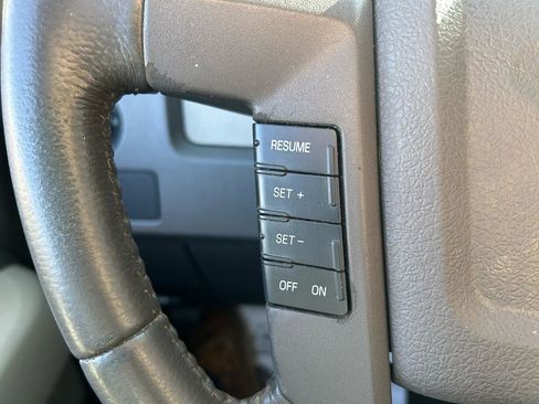 Used 2009 Ford F150 XLT image 17