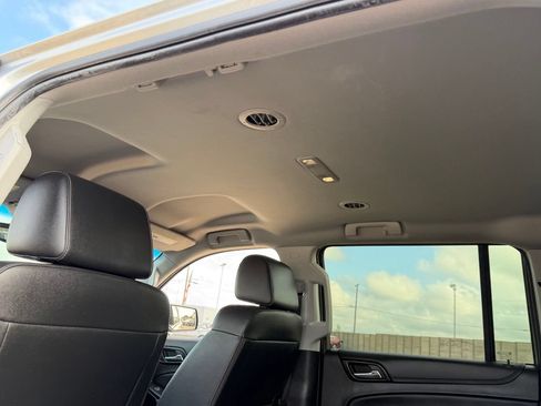 Used 2020 Chevrolet Suburban LT w/ Texas Edition Package RWD image 36