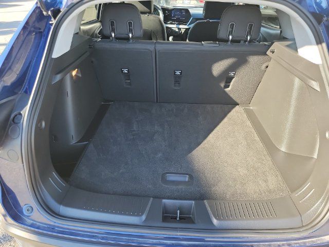 Certified 2024 Chevrolet Trax LS w/ LS Convenience Package FWD image 21