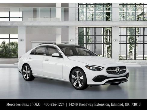 Used 2025 Mercedes-Benz C 300 4MATIC Sedan image 11