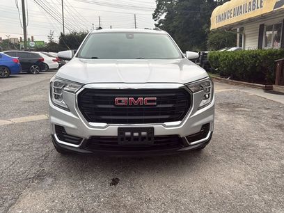 Used 2022 GMC Terrain SLE w/ Driver Convenience Package