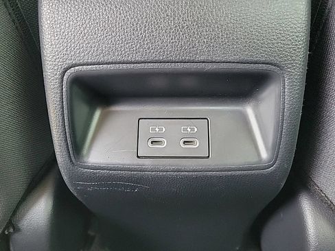 Used 2024 Toyota Corolla LE FWD image 19