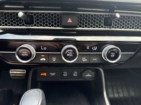 Used 2025 Honda Civic Sport image 18