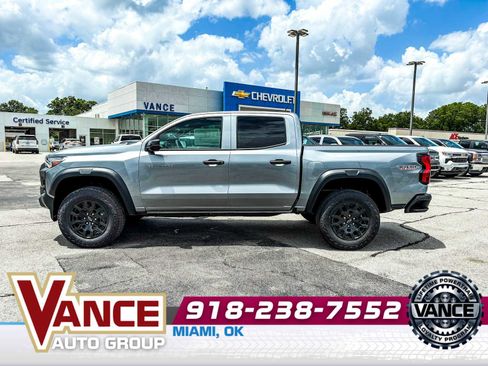 Used 2025 Chevrolet Colorado Trail Boss image 4