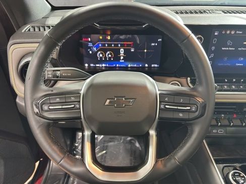 Used 2024 Chevrolet Colorado ZR2 w/ Technology Package AWD/4WD image 25