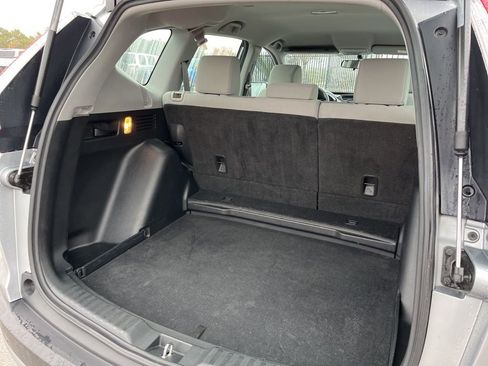 Certified 2018 Honda CR-V LX image 6