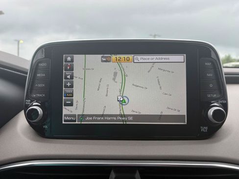 Used 2019 Hyundai Santa Fe FWD image 29