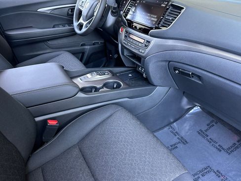 New 2025 Honda Ridgeline Sport image 11