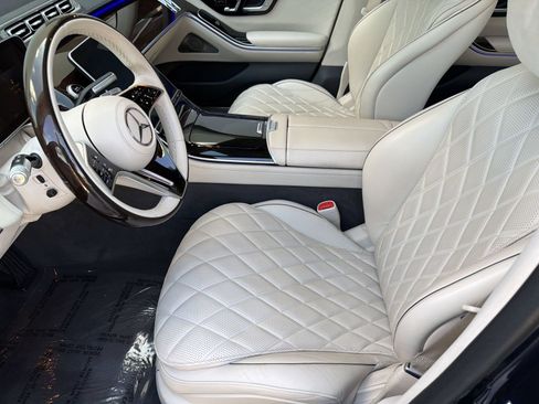 Certified 2023 Mercedes-Benz S 500 4MATIC image 5